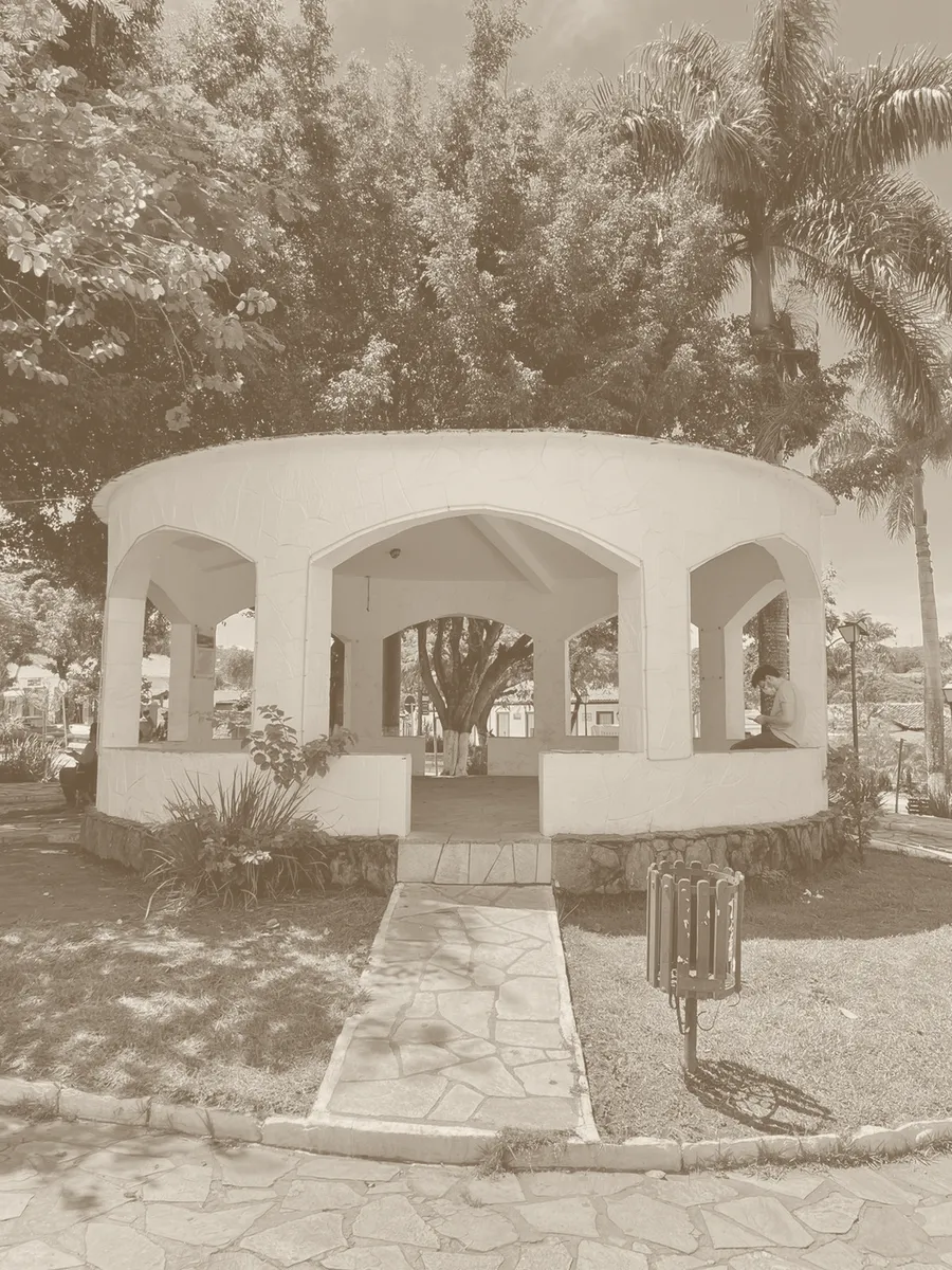 O coreto na Praça Coronel Chico de Sá, Pirenópolis